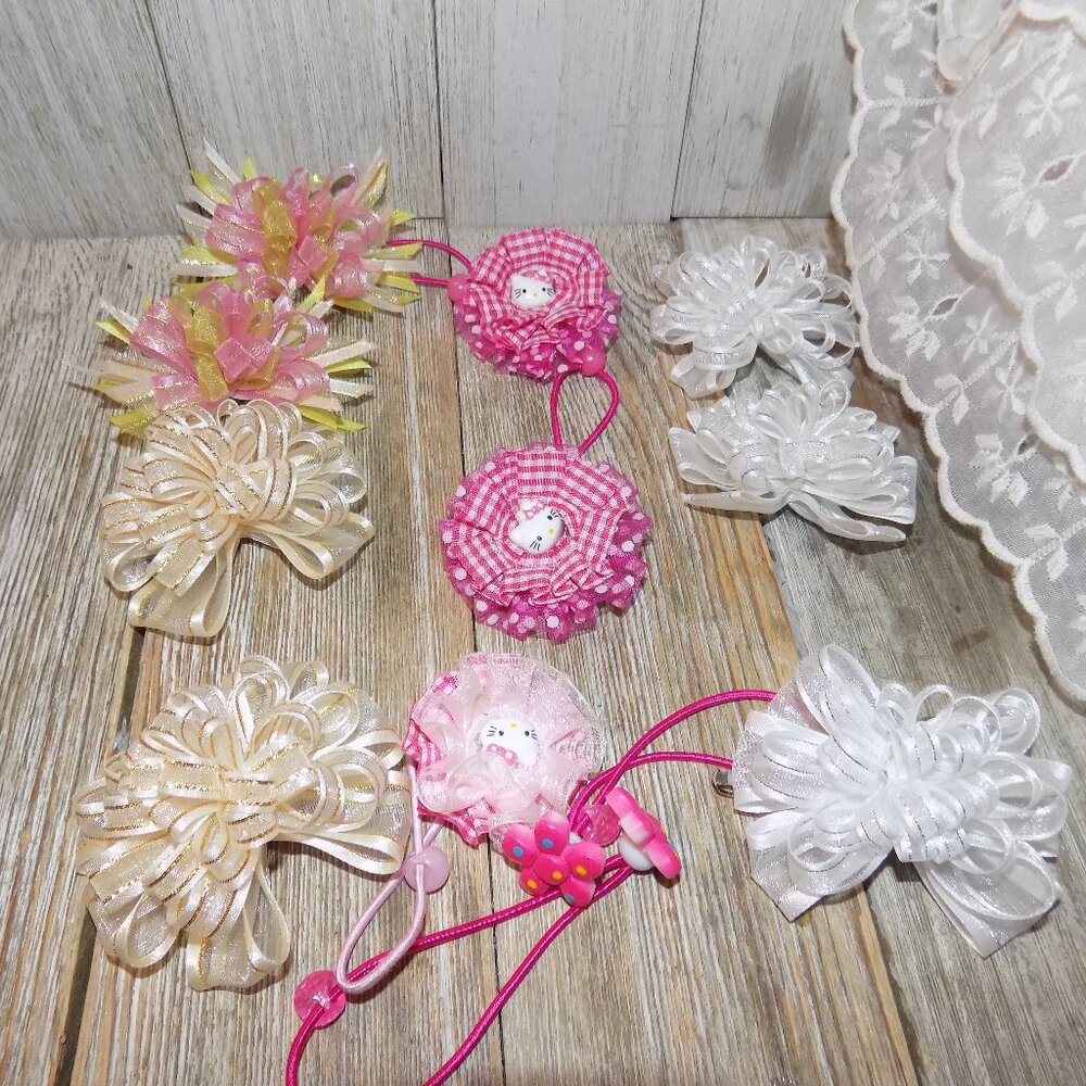 Girl HAIR Bows Used Good / doll hair Bows *